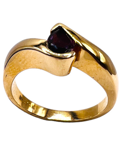 Natural Ruby Ring 14K Yellow Gold - size 6.75