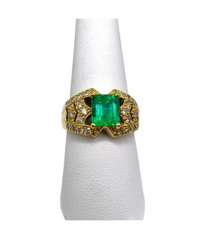 Emerald Diamond Ring 18k Yellow Gold