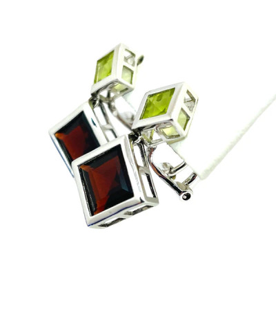 Garnet & Peridot Dangle Earrings 18k White Gold