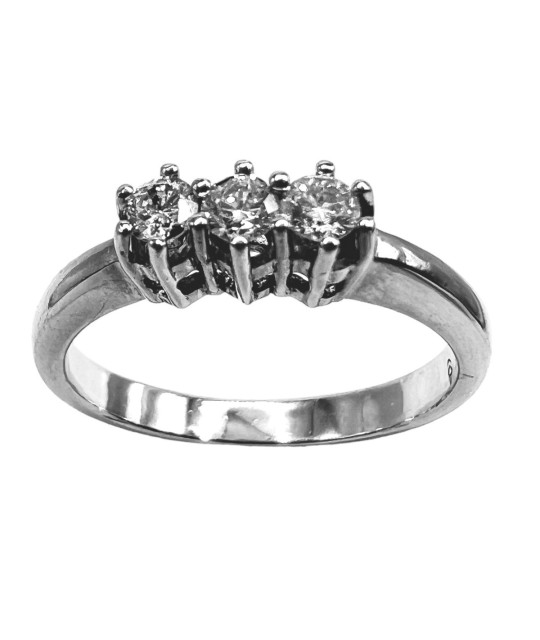 Three Diamond 10k White Gold Band Ring - size 6.5