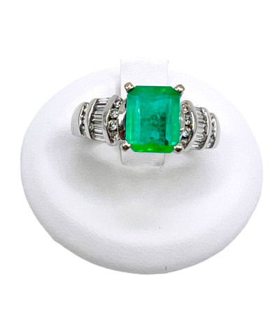 Emerald Diamond Band Ring 14k White Gold - size