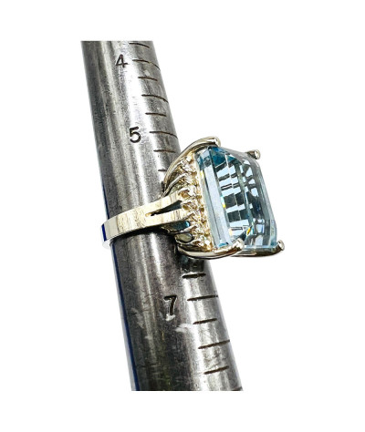 Blue Topaz Diamond Ring 14k White Gold - size 6