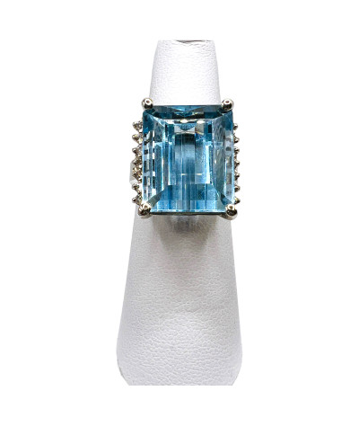 Blue Topaz Diamond Ring 14k White Gold - size 6