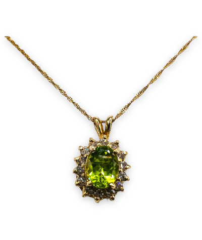 Peridot & Diamond Pendant Necklace 14k Gold