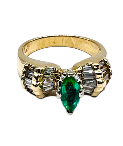 Emerald Diamond Ring 14k Gold - size 6.5